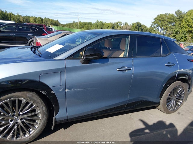 2023 LEXUS RZ 450E LUXURY 14