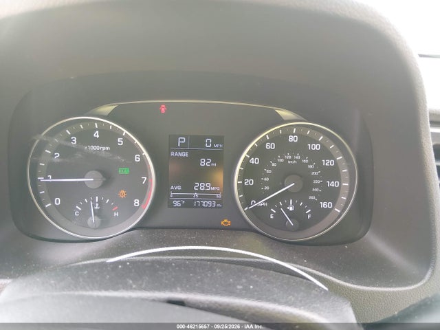 2017 HYUNDAI ELANTRA SE 7