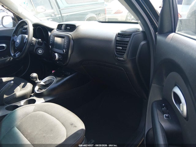 2019 KIA SOUL + 5