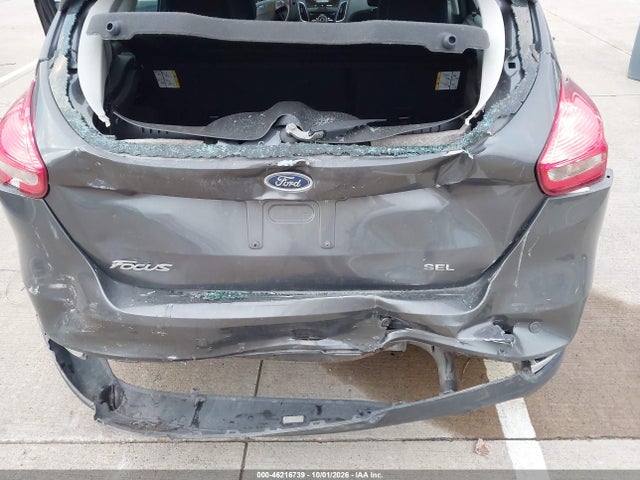 2017 FORD FOCUS SEL 6