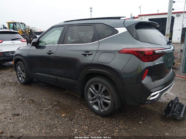 2021 KIA SELTOS S 3