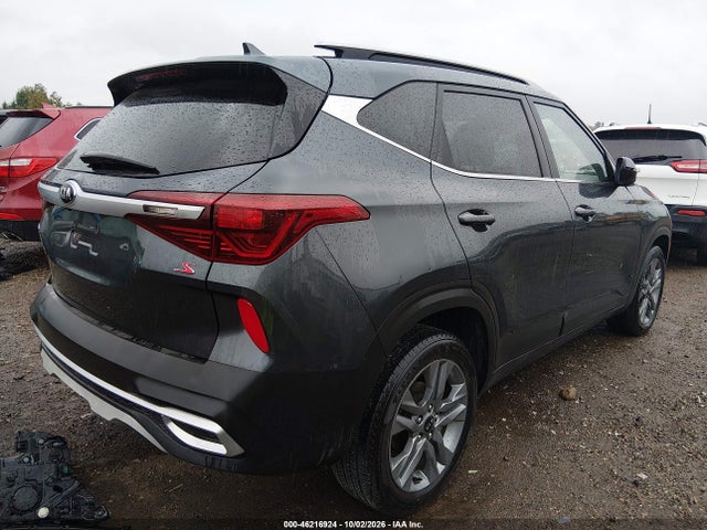 2021 KIA SELTOS S 4