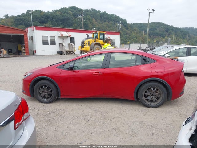 2026 TOYOTA PRIUS LE 14