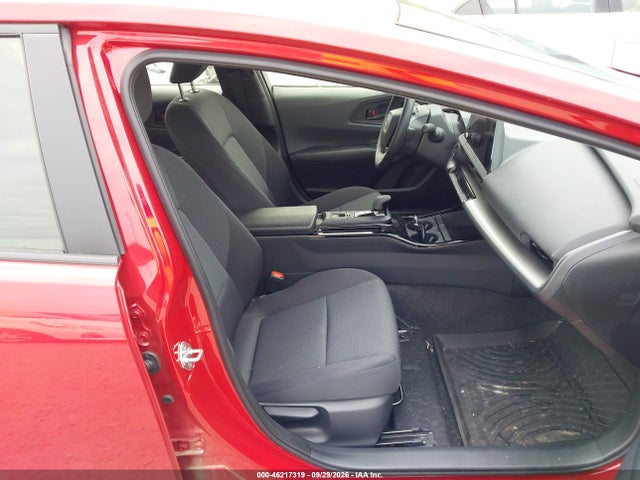2026 TOYOTA PRIUS LE 5