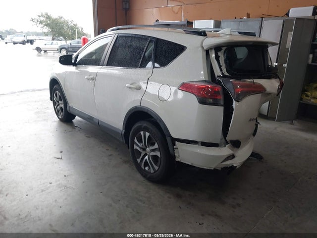 2017 TOYOTA RAV4 LE 3