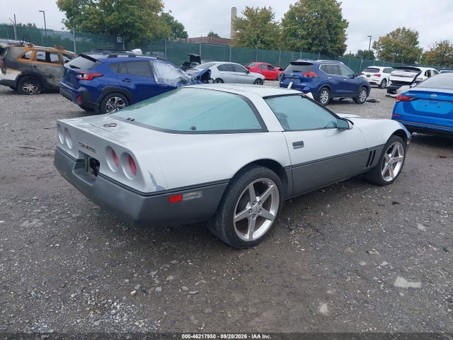 1984 CHEVROLET CORVETTE 4