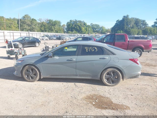 2022 HYUNDAI ELANTRA SEL 14