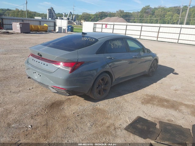 2022 HYUNDAI ELANTRA SEL 4