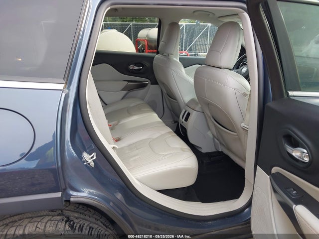 2021 JEEP CHEROKEE LATITUDE LUX 4X4 8