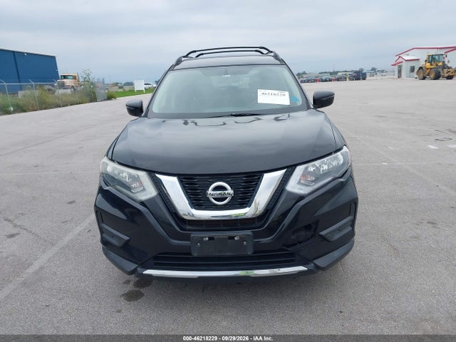 2017 NISSAN ROGUE SV 12