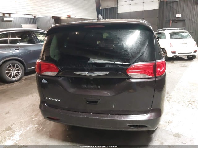 2017 CHRYSLER PACIFICA TOURING 16