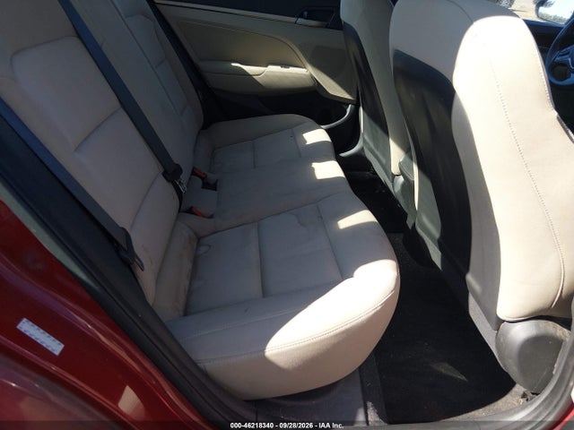 2017 HYUNDAI ELANTRA SE 8