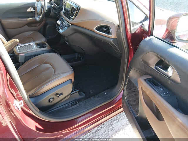 2019 CHRYSLER PACIFICA LIMITED 5