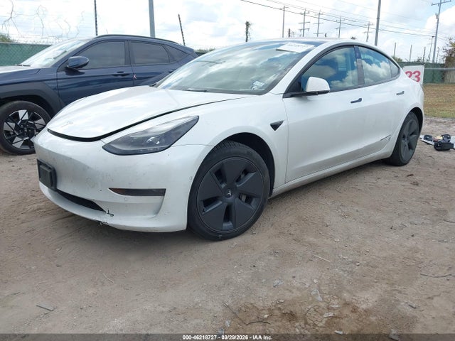 2021 TESLA MODEL 3 STANDARD RANGE PLUS REAR-WHEEL DRIVE 2