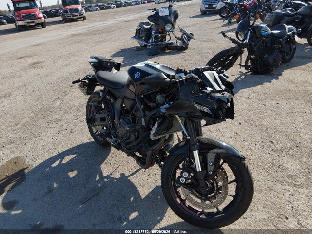 2025 YAMAHA YZFR7