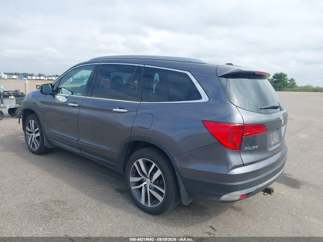 2017 HONDA PILOT TOURING 3