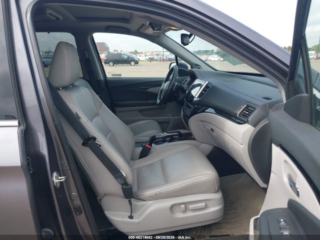 2017 HONDA PILOT TOURING 5