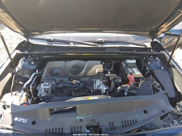 2019 TOYOTA CAMRY SE 10