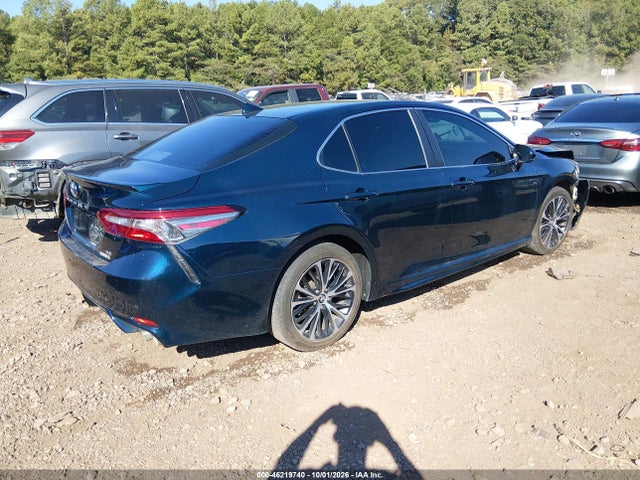 2019 TOYOTA CAMRY SE 4