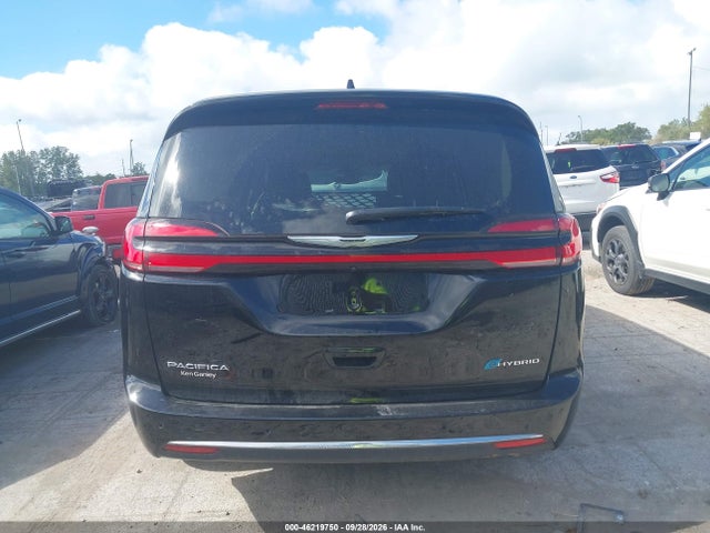 2024 CHRYSLER PACIFICA HYBRID SELECT 16