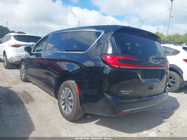 2024 CHRYSLER PACIFICA HYBRID SELECT 3
