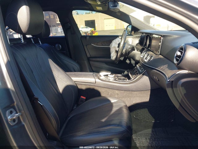 2019 MERCEDES-BENZ E 300 5