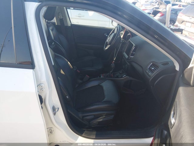 2019 JEEP COMPASS TRAILHAWK 4X4 5