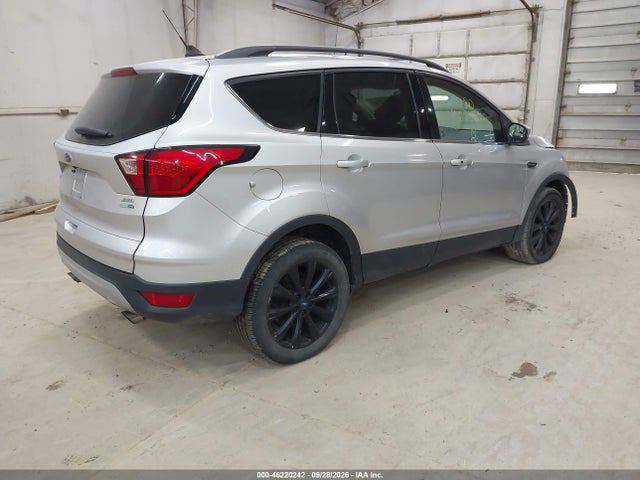 2019 FORD ESCAPE SEL 4
