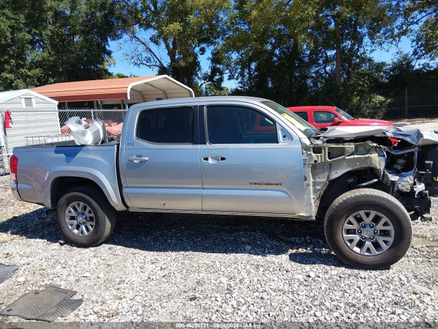 2017 TOYOTA TACOMA SR5 V6 14