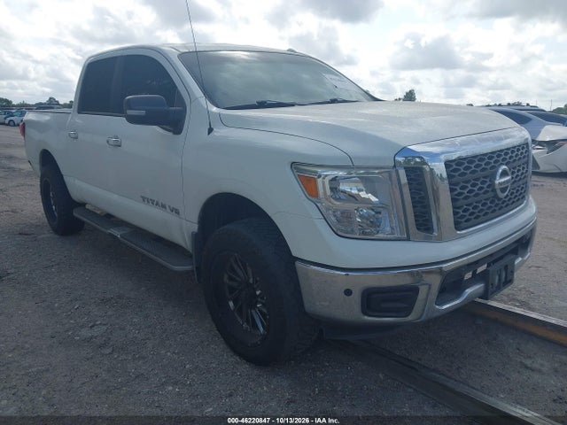 2018 NISSAN TITAN SV