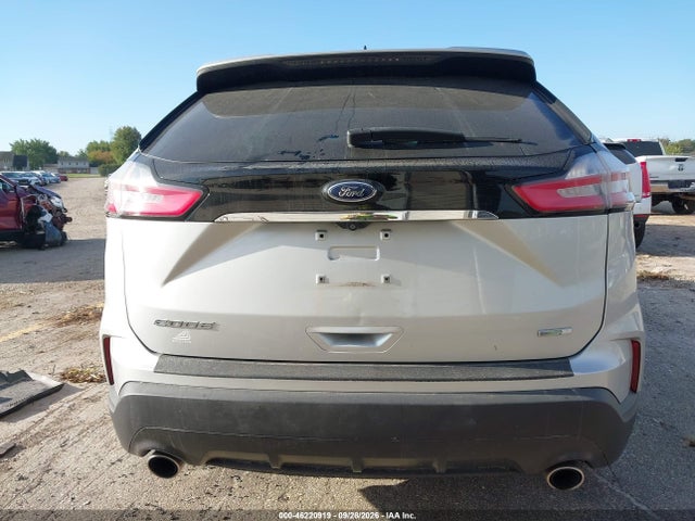2019 FORD EDGE SE 16