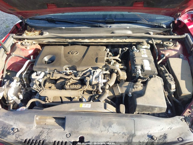 2018 TOYOTA CAMRY SE 10