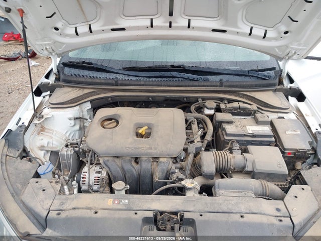 2020 HYUNDAI ELANTRA SE 10