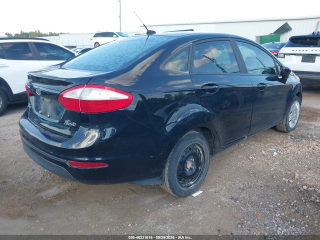 2017 FORD FIESTA S 4