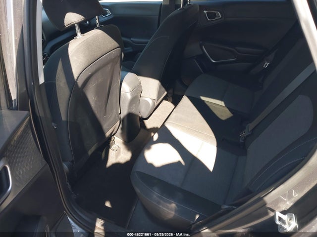 2021 KIA SOUL S 8