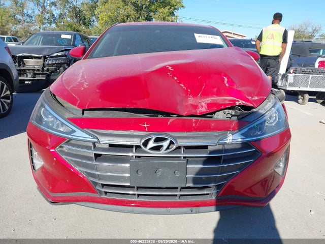 2020 HYUNDAI ELANTRA SEL 12