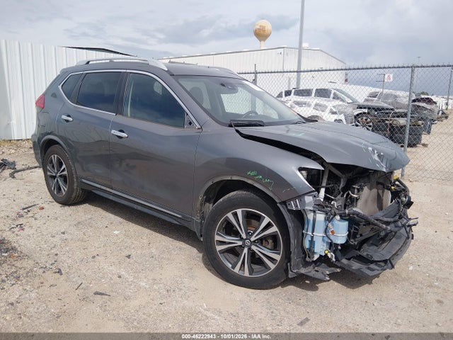 2017 NISSAN ROGUE SL