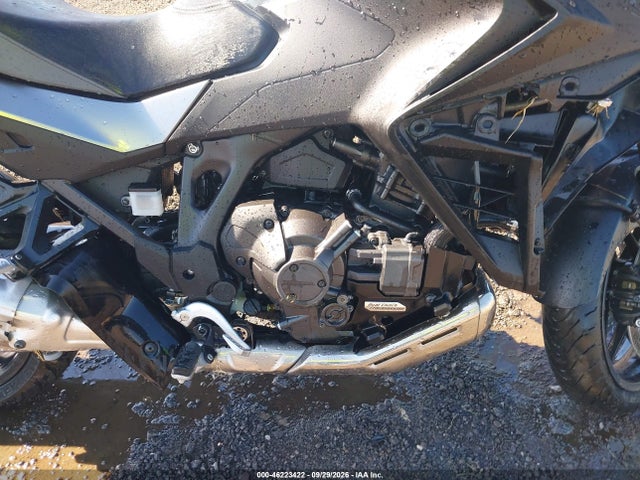 2026 HONDA NT1100 D 8