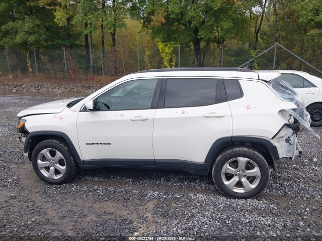 2017 JEEP NEW COMPASS LATITUDE 4X4 15