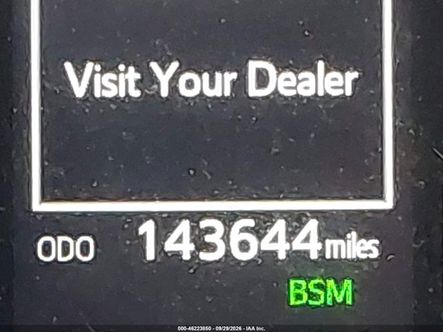 2018 TOYOTA CAMRY SE 16