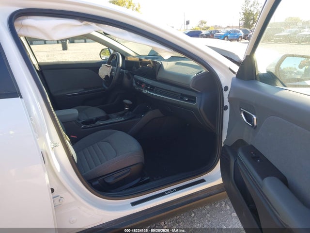 2025 KIA K4 EX 5