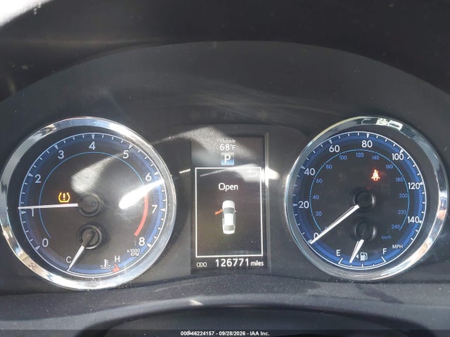 2018 TOYOTA COROLLA SE 7