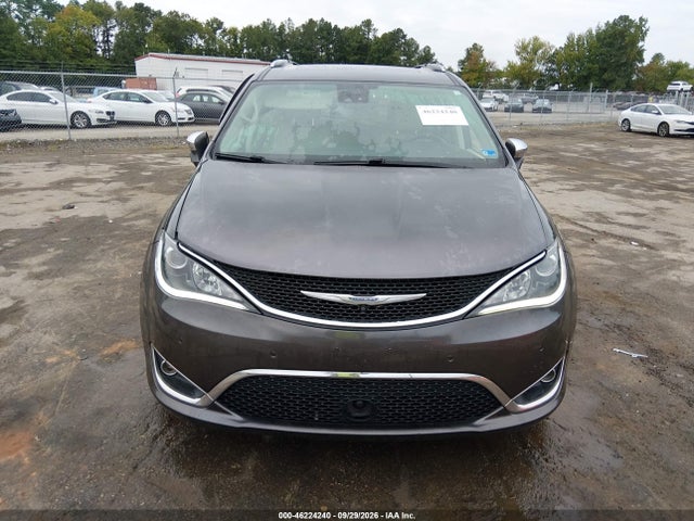 2017 CHRYSLER PACIFICA LIMITED 12