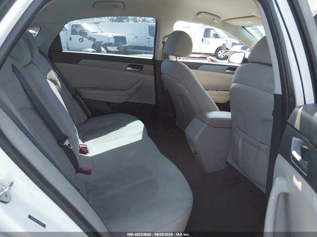 2019 HYUNDAI SONATA SE 8