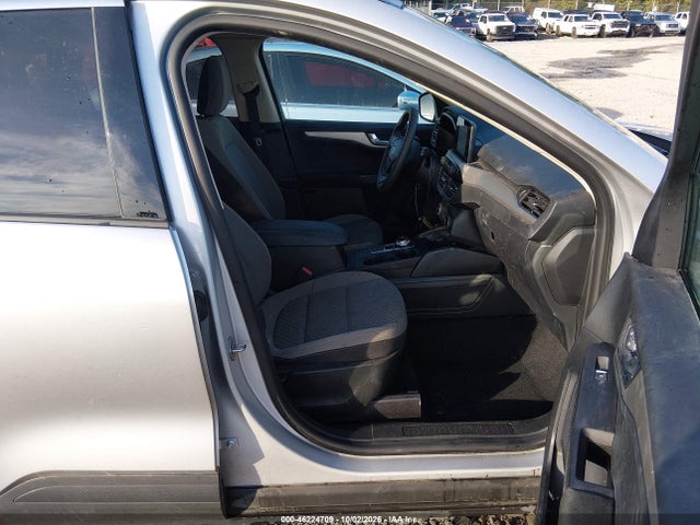 2020 FORD ESCAPE SE 5