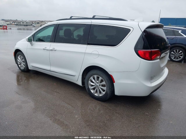 2017 CHRYSLER PACIFICA TOURING-L 3