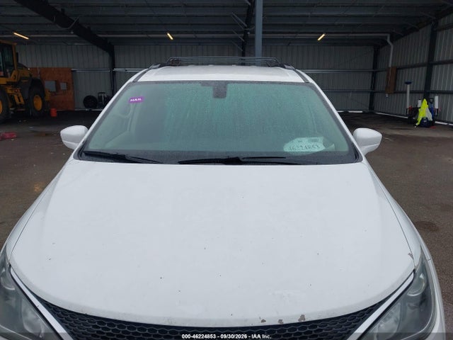2017 CHRYSLER PACIFICA TOURING-L 6