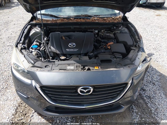 2017 MAZDA MAZDA3 TOURING 10