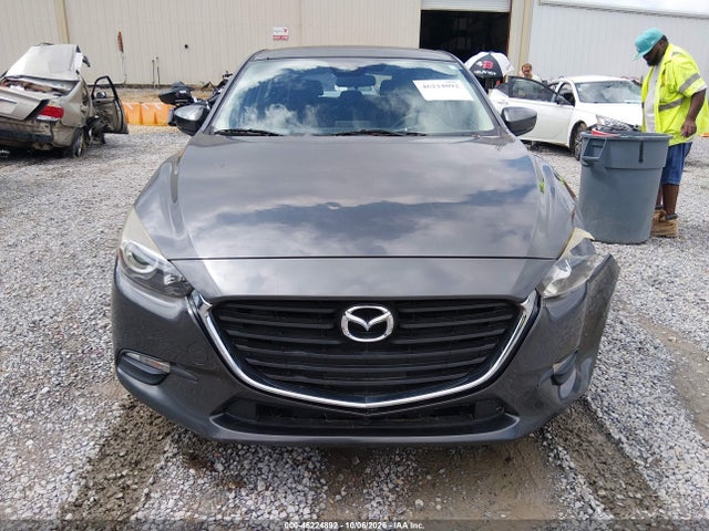 2017 MAZDA MAZDA3 TOURING 11