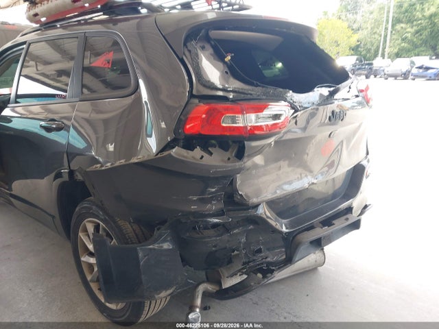 2018 JEEP CHEROKEE LATITUDE TECH CONNECT FWD 6